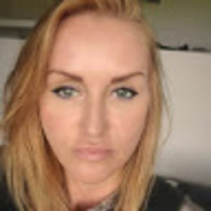 Meet your Posher, Adrianna